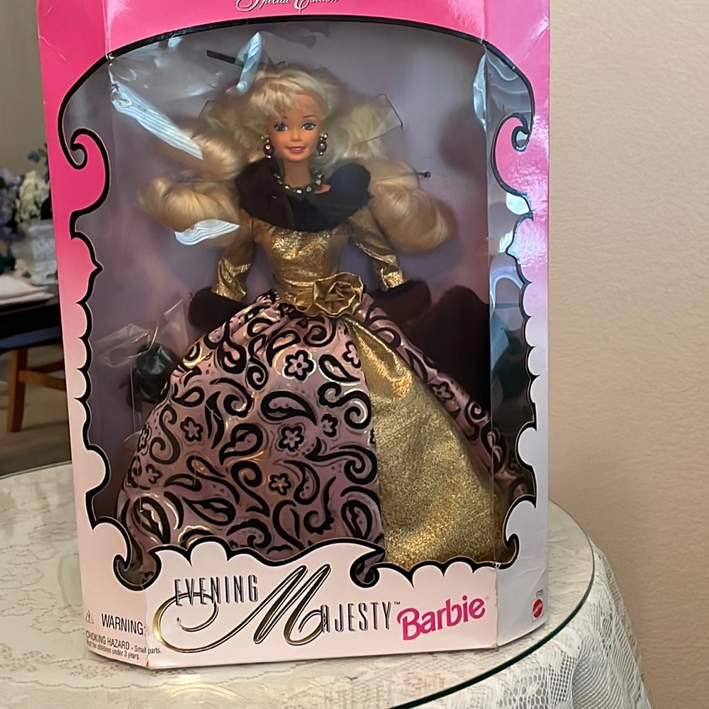 Evening Majesty Barbie 1996 collectors Barbie Evening Elegance series